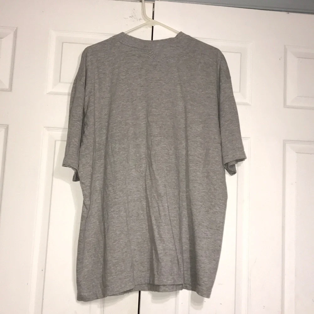 Men’s Rocawear Tee - Picture 4 of 5